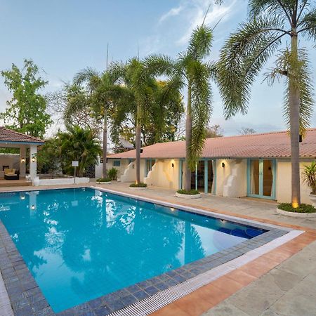 Lohonostays Villa Santorini Alībāg Zewnętrze zdjęcie