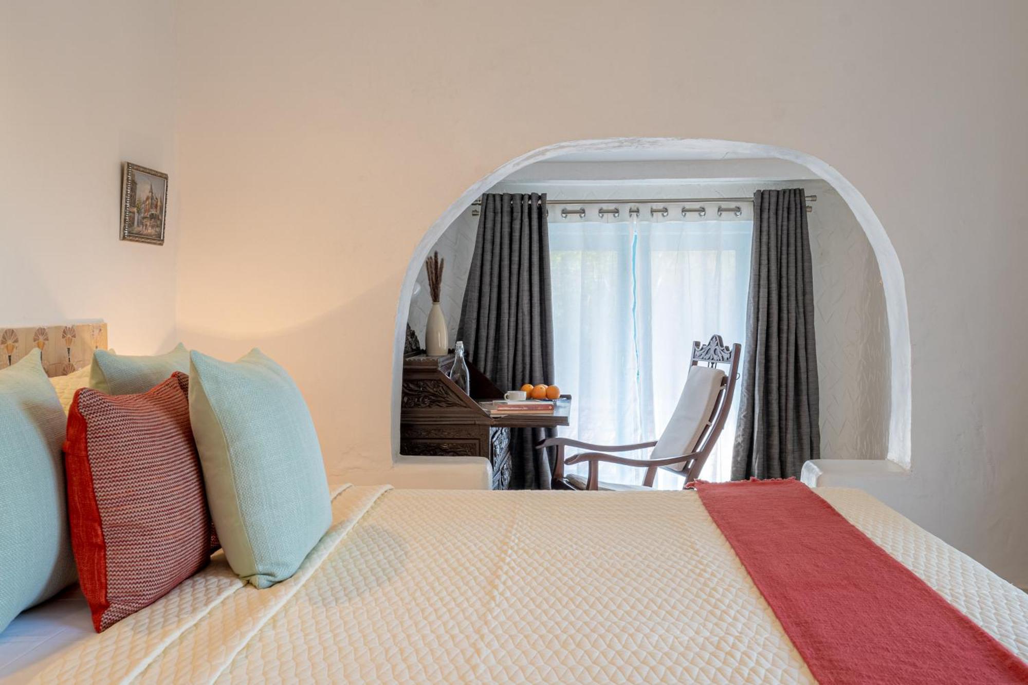 Lohonostays Villa Santorini Alībāg Zewnętrze zdjęcie
