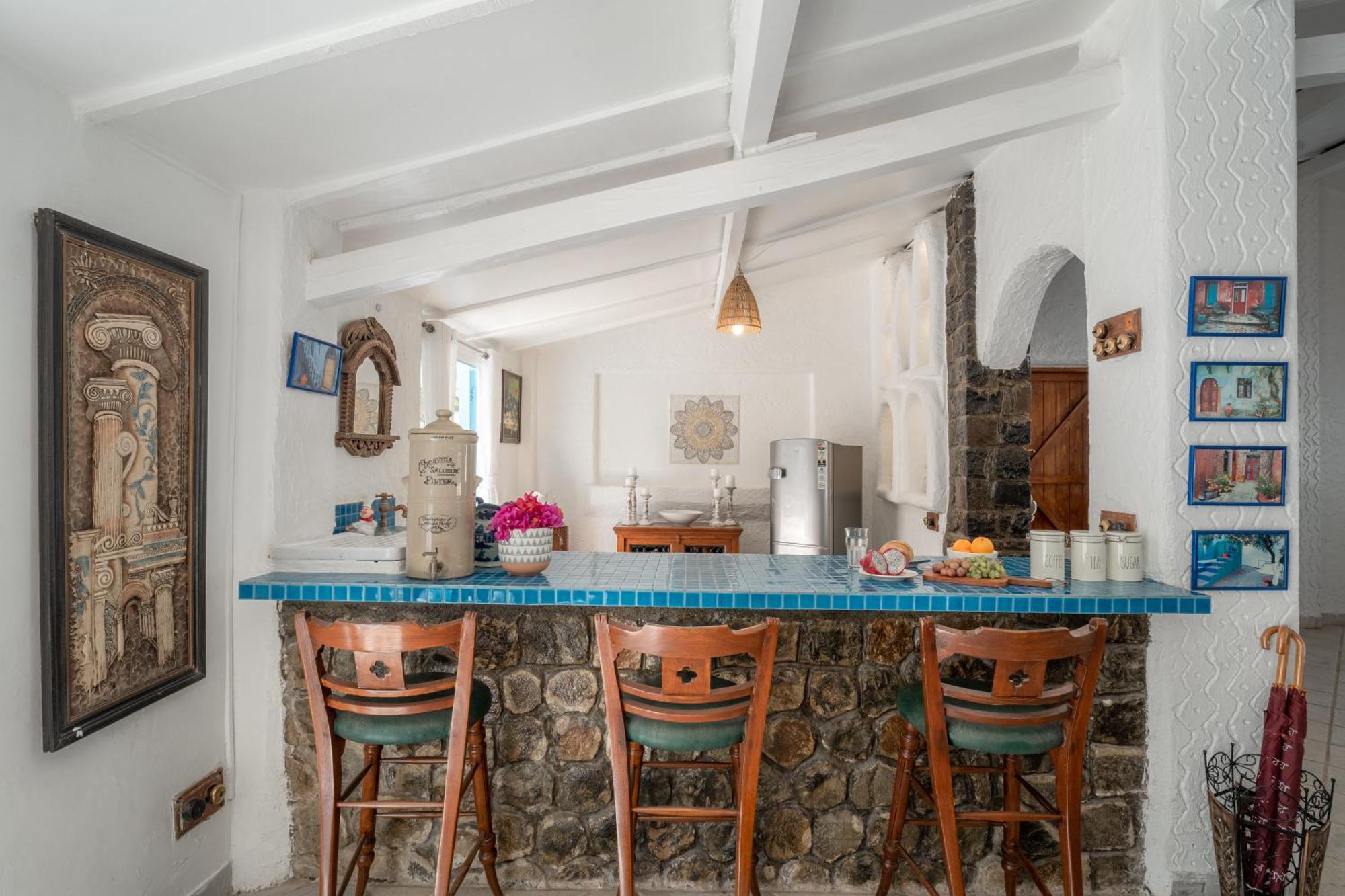 Lohonostays Villa Santorini Alībāg Zewnętrze zdjęcie