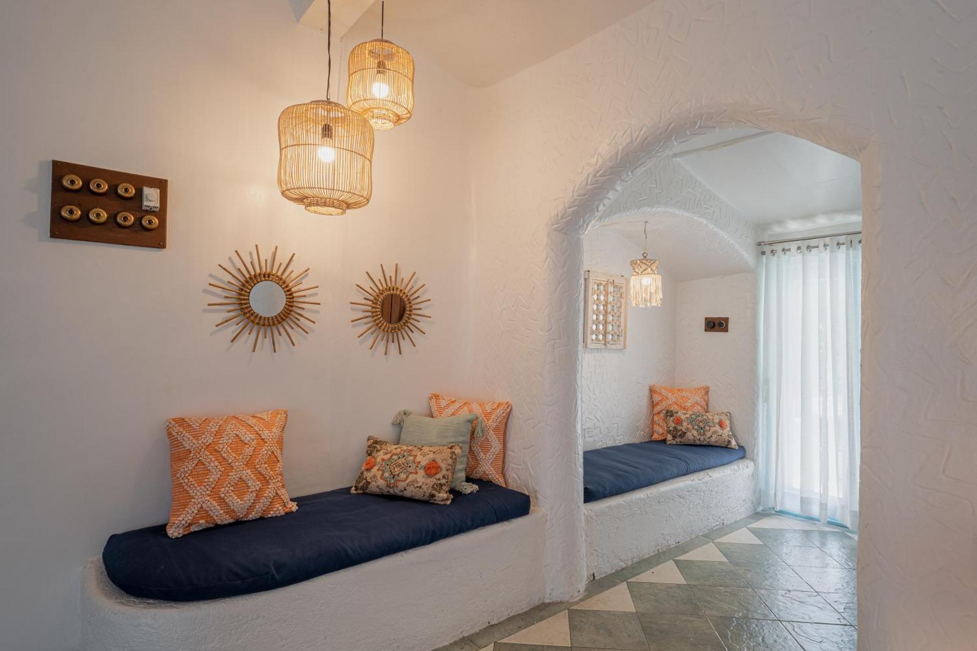 Lohonostays Villa Santorini Alībāg Zewnętrze zdjęcie